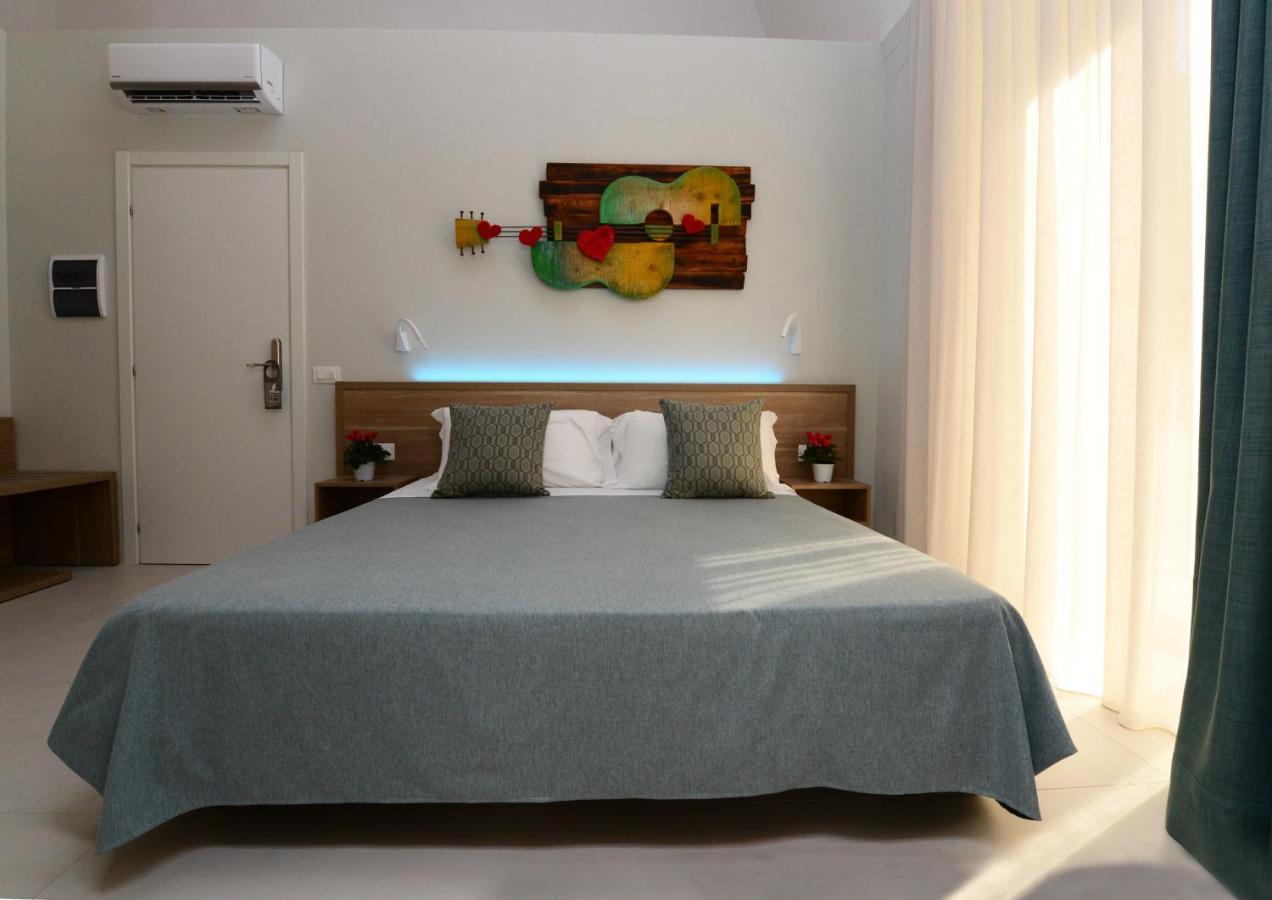 Dimora Del Cuore Guest House In Centro Вьесте Экстерьер фото
